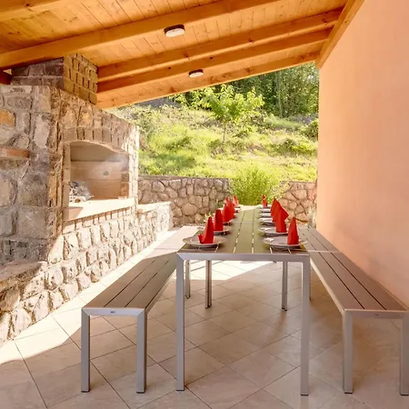 Appartement Matej-2 By Interhome *