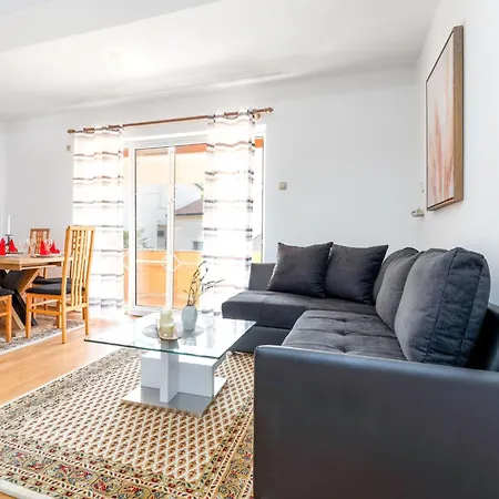 Matej-2 By Interhome Матульи