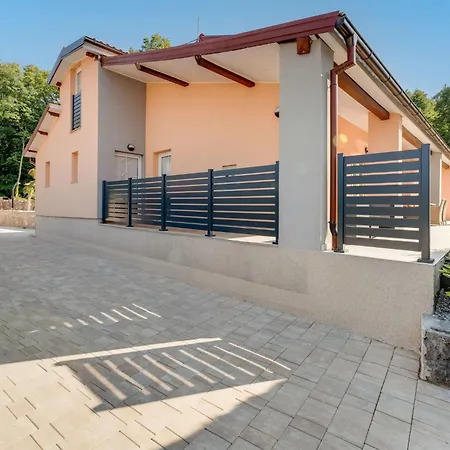 Matej-2 By Interhome Appartement