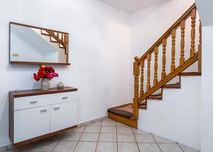 Matej-2 By Interhome * Матульи