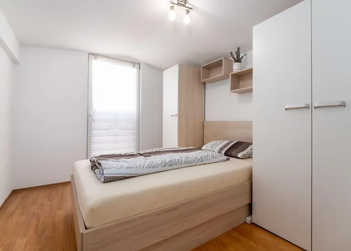 Appartamento Matej-2 By Interhome